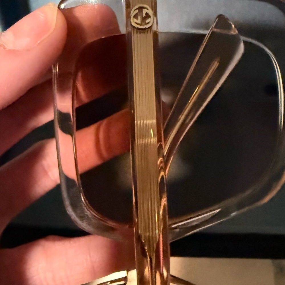 Gucci Transparent Gold Sunglasses - Picture 2 of 4